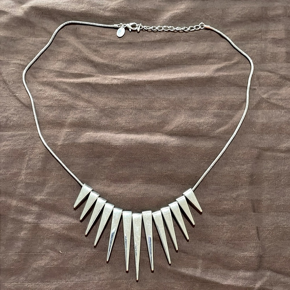 CLOSET CLOSING Vintage Express graduated spike necklace, silver tone